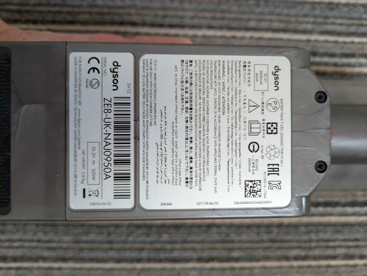 Dyson V10 Absolute Cordless Vacuum Cleaner - Image 3