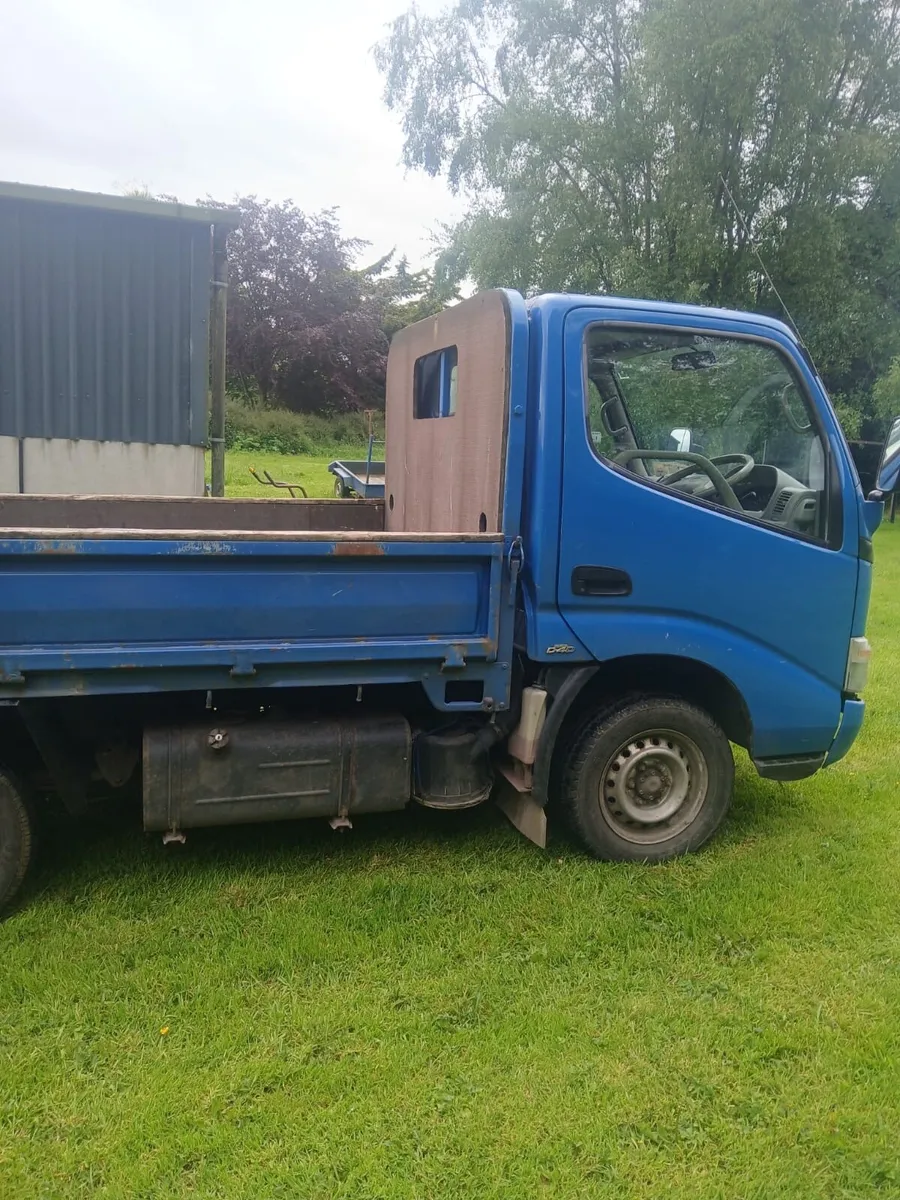 Toyota Dyna - Image 4