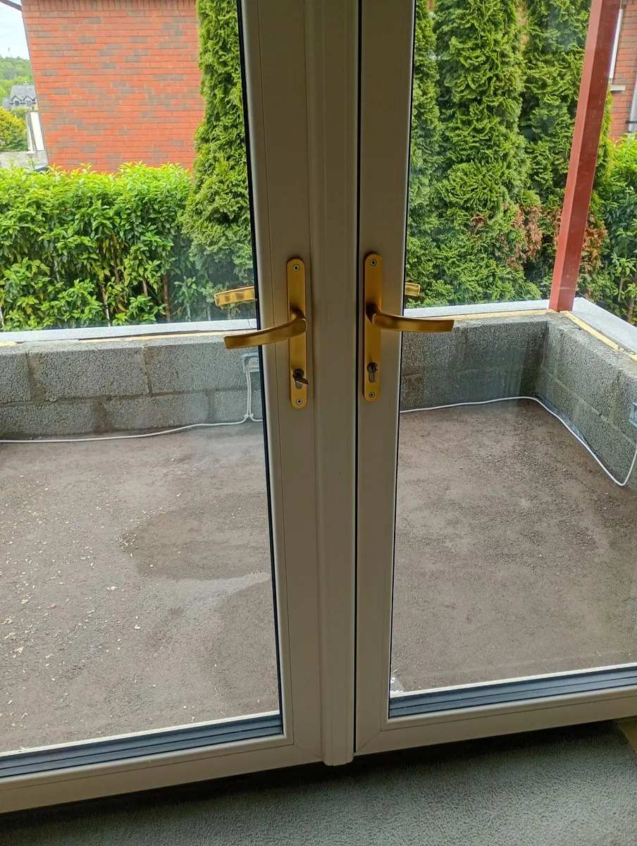 Triple glazed french double doors - Image 2