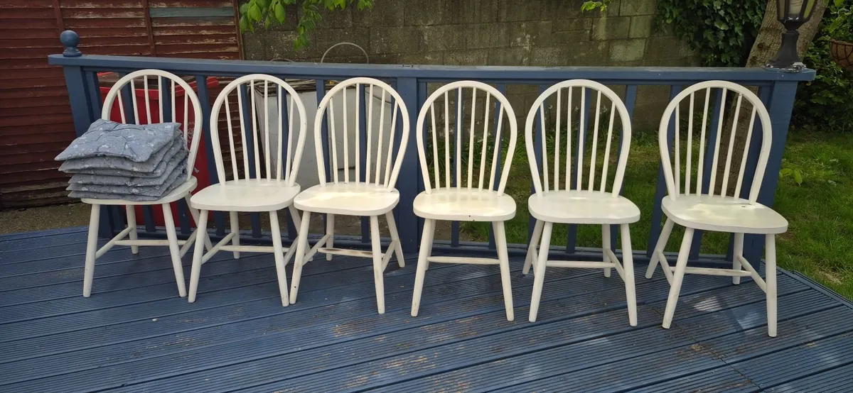 FREE kitchen chairs - Image 3