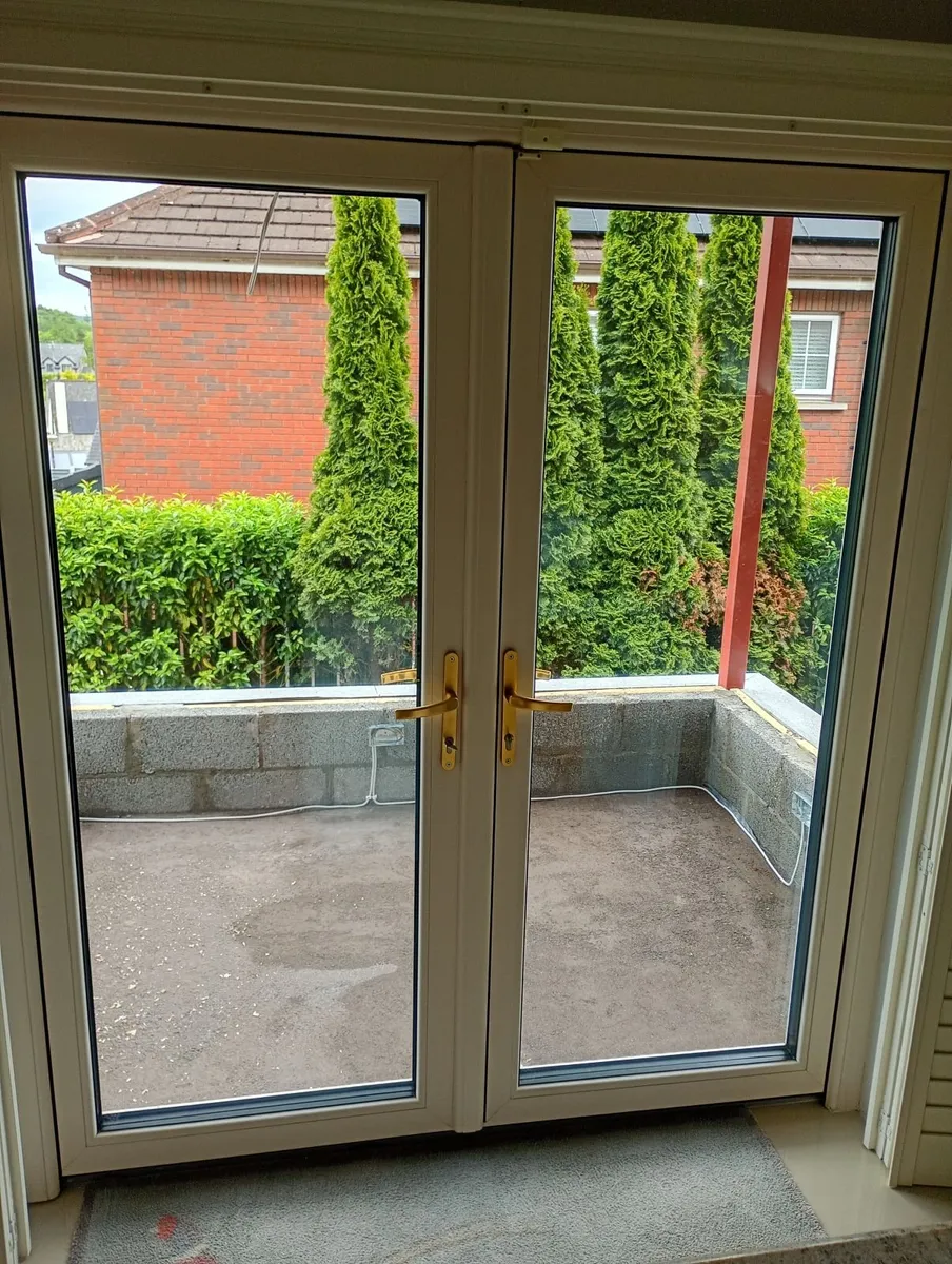 Triple glazed french double doors - Image 3