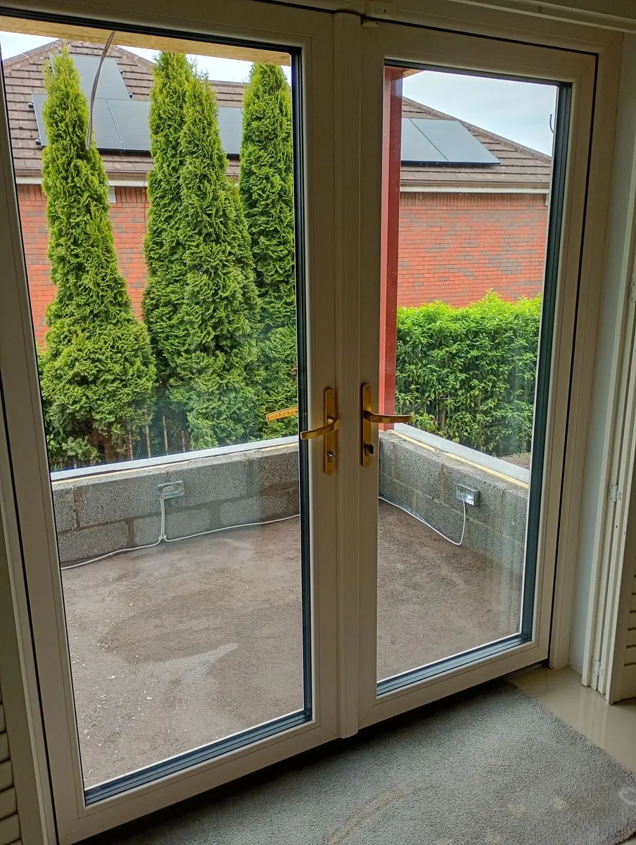Triple glazed french double doors - Image 4