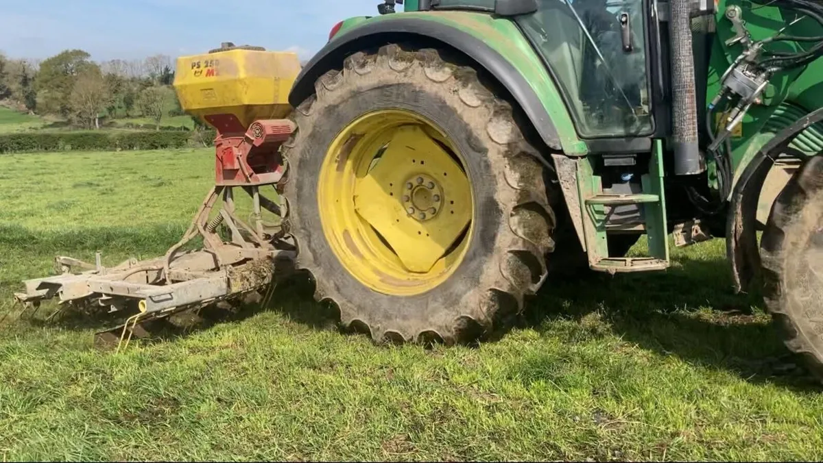 Oversowing and reseeding service - Image 2