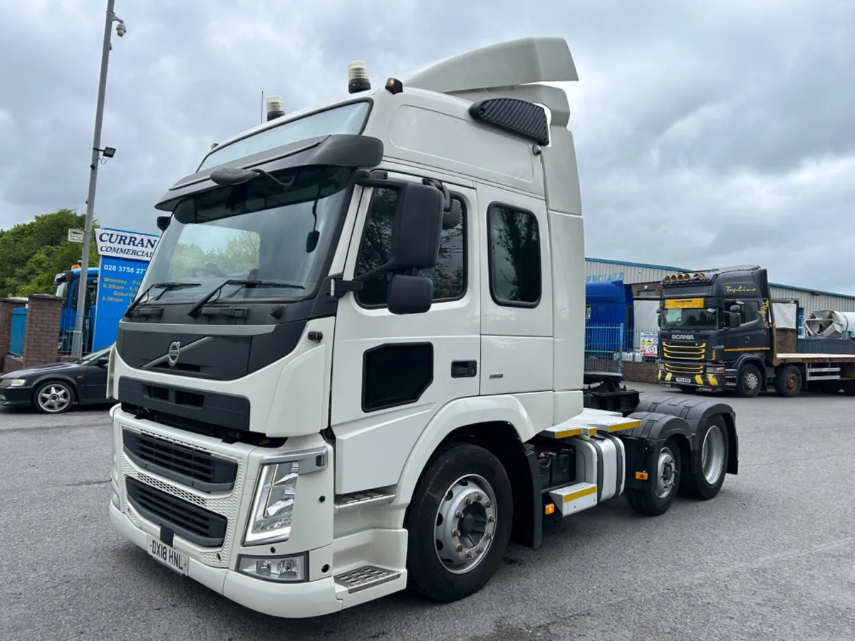 2018 Volvo fm450 6x2 low ride mega tractor unit - Image 1