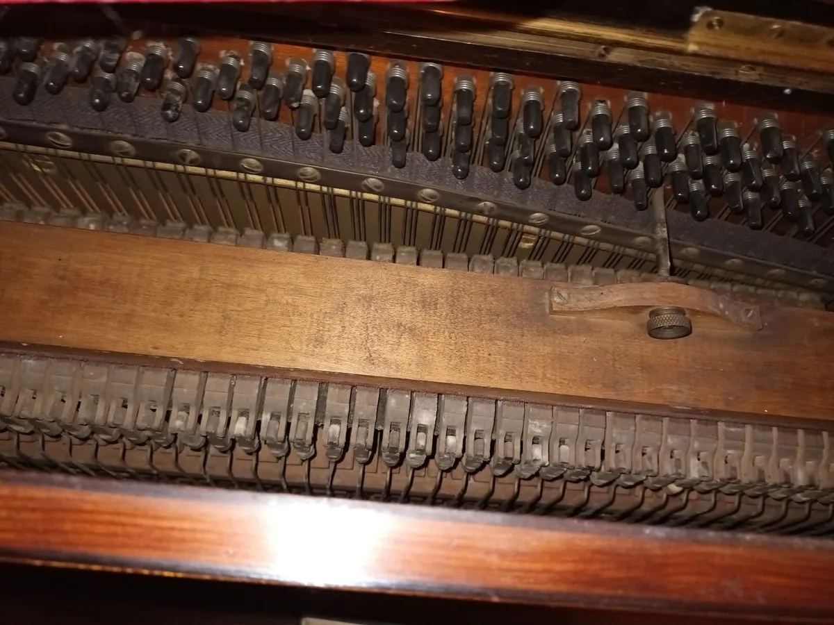 Piano - Image 4