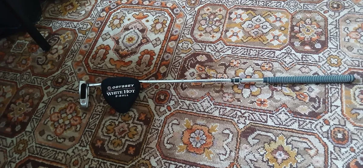 Odyssey White-Hot 2 ball putter - Image 2