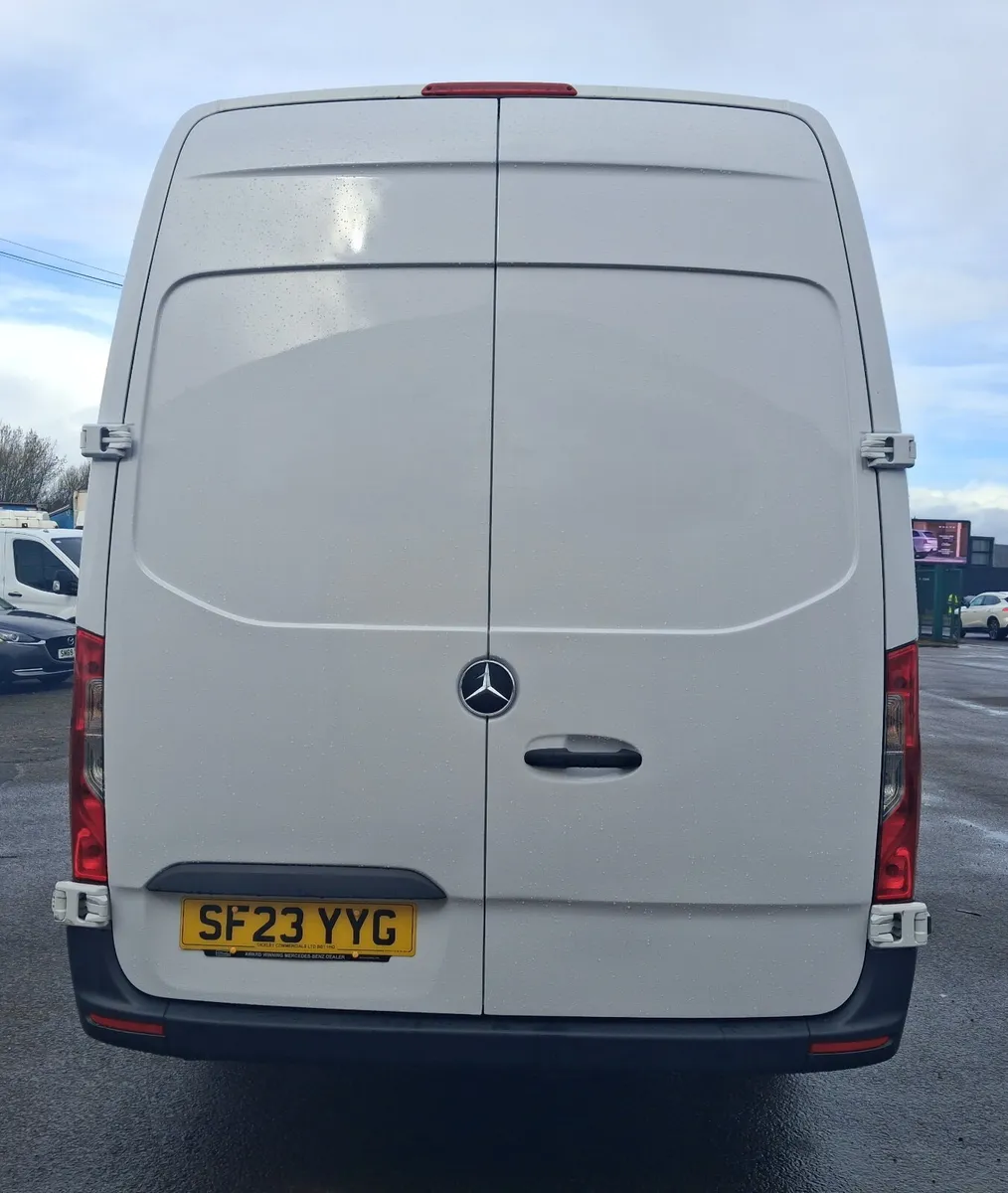 2023 Mercedes-Benz Sprinter Refrigerated Van - Image 4