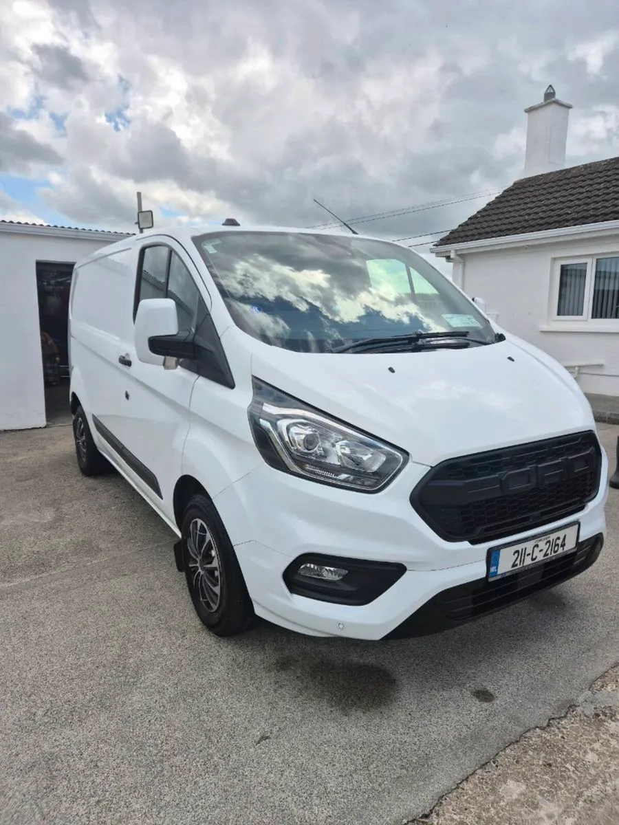 Ford Transit Custom Trend SWB - Image 2