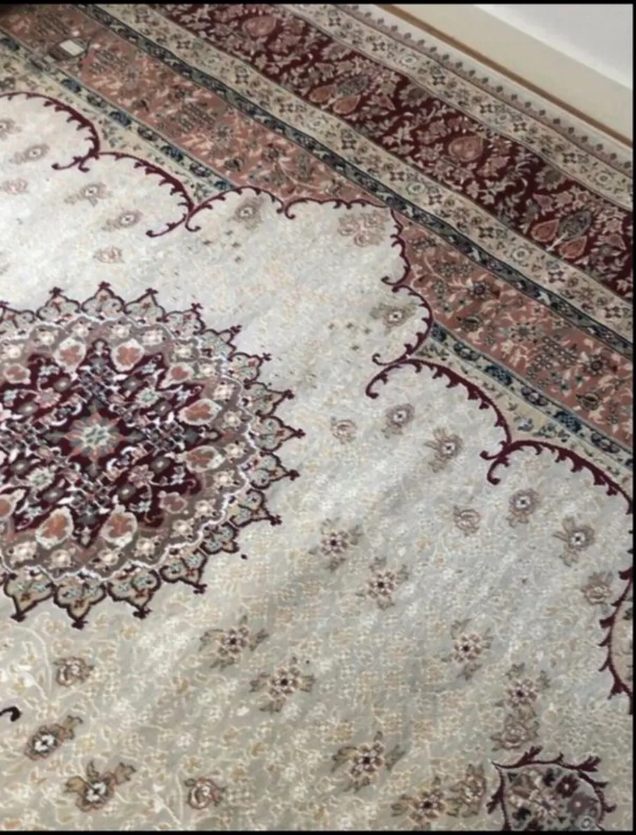 Carpet - Image 2