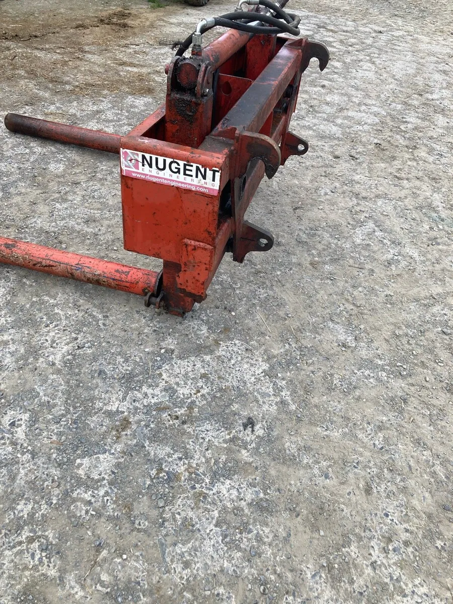 Nugent hydraulic bale handler - Image 3