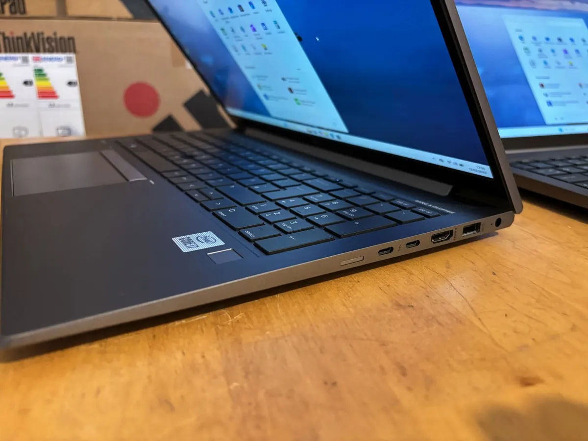 HP zBook Firefly 15 Workstations-i7-Graphics - Image 4