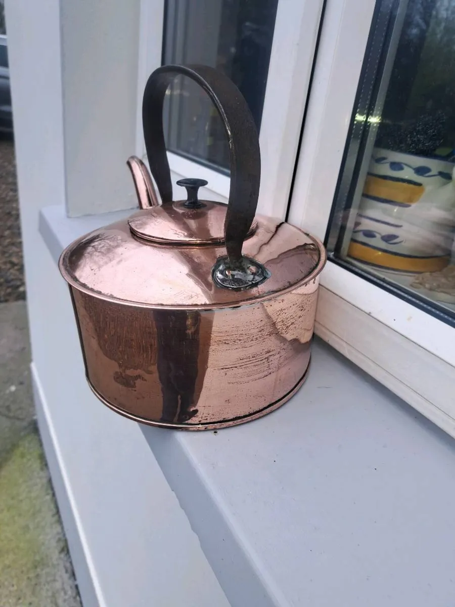 Old original  copper kettle - Image 2