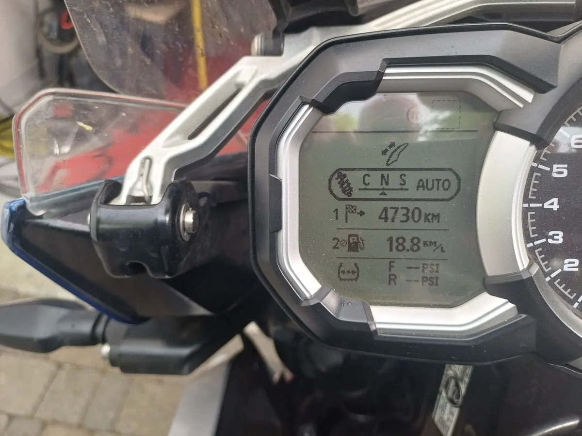 Triumph Tiger 1200 Explorer  2017 - Image 3