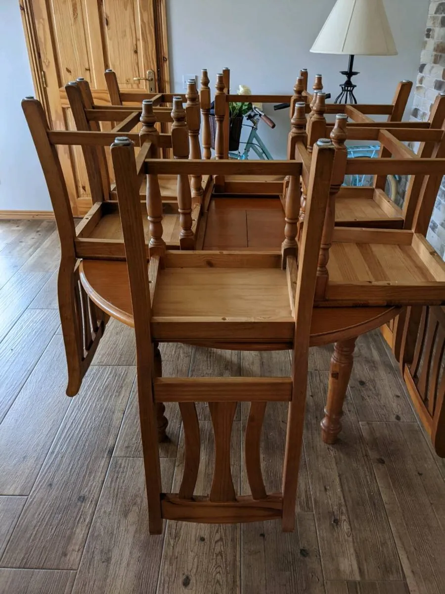 Dining table for 6 - Image 2
