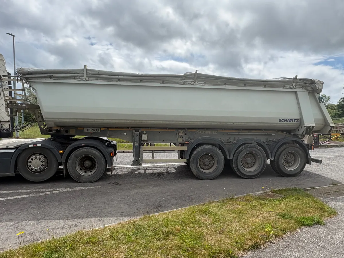 Schmitz Tipping Trailers - Image 3