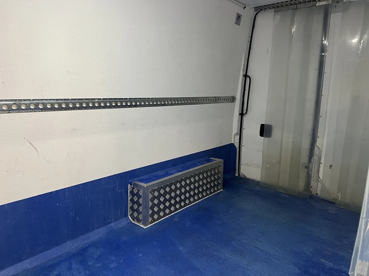 2022 Mercedes-Benz Sprinter Refrigerated Van - Image 3
