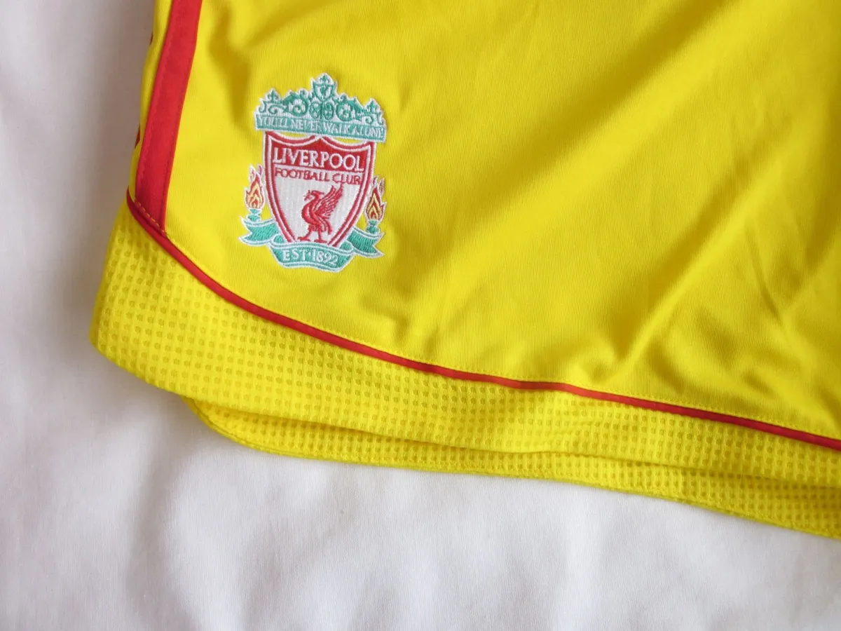 New Liverpool FC Away Shorts 2006/07 - Image 3