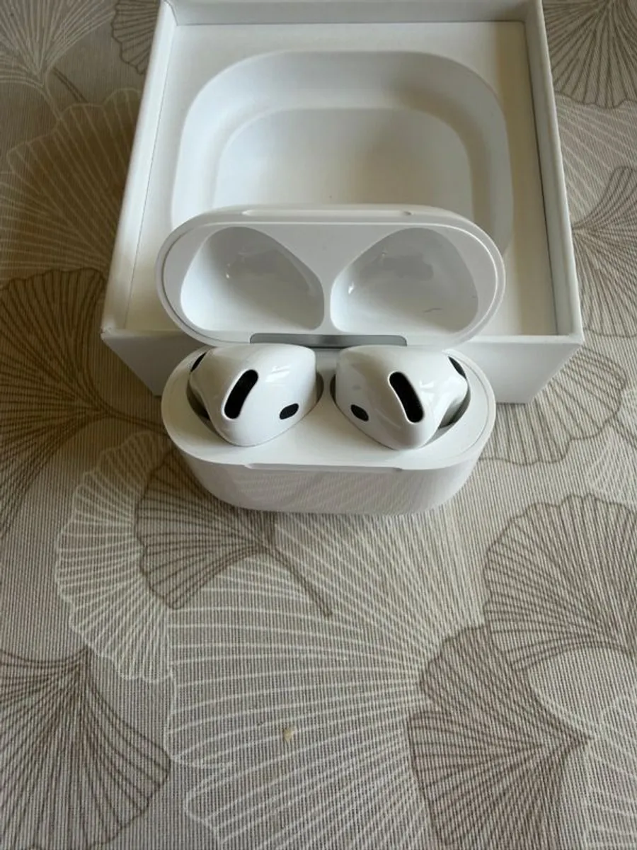 Airpod 4 Refurbished - Image 1