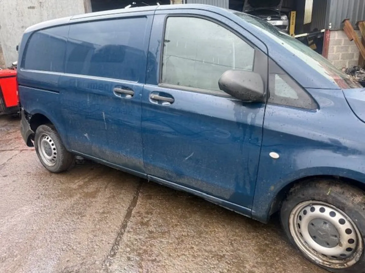 2016 MERCEDES VITO 2.2L-D - Image 2