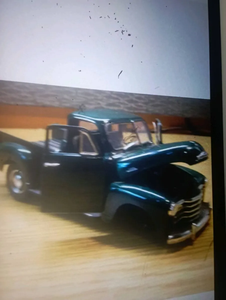 JAVA 1953  CHEVROLET GREEN PICK UP TRUCK . - Image 4