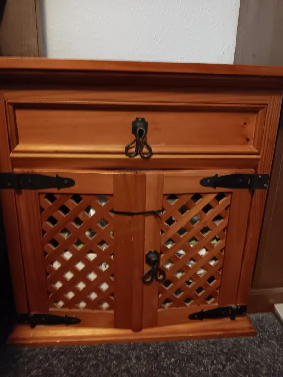 PINE UNIT FOR SALE - Image 1