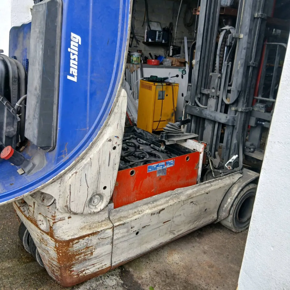 Forklift - Image 2
