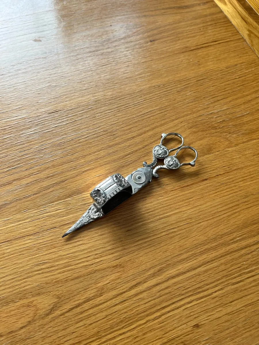 Antique Candle Snuffer Scissors - Image 1