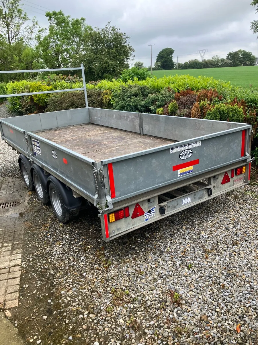 Trailers - Image 1