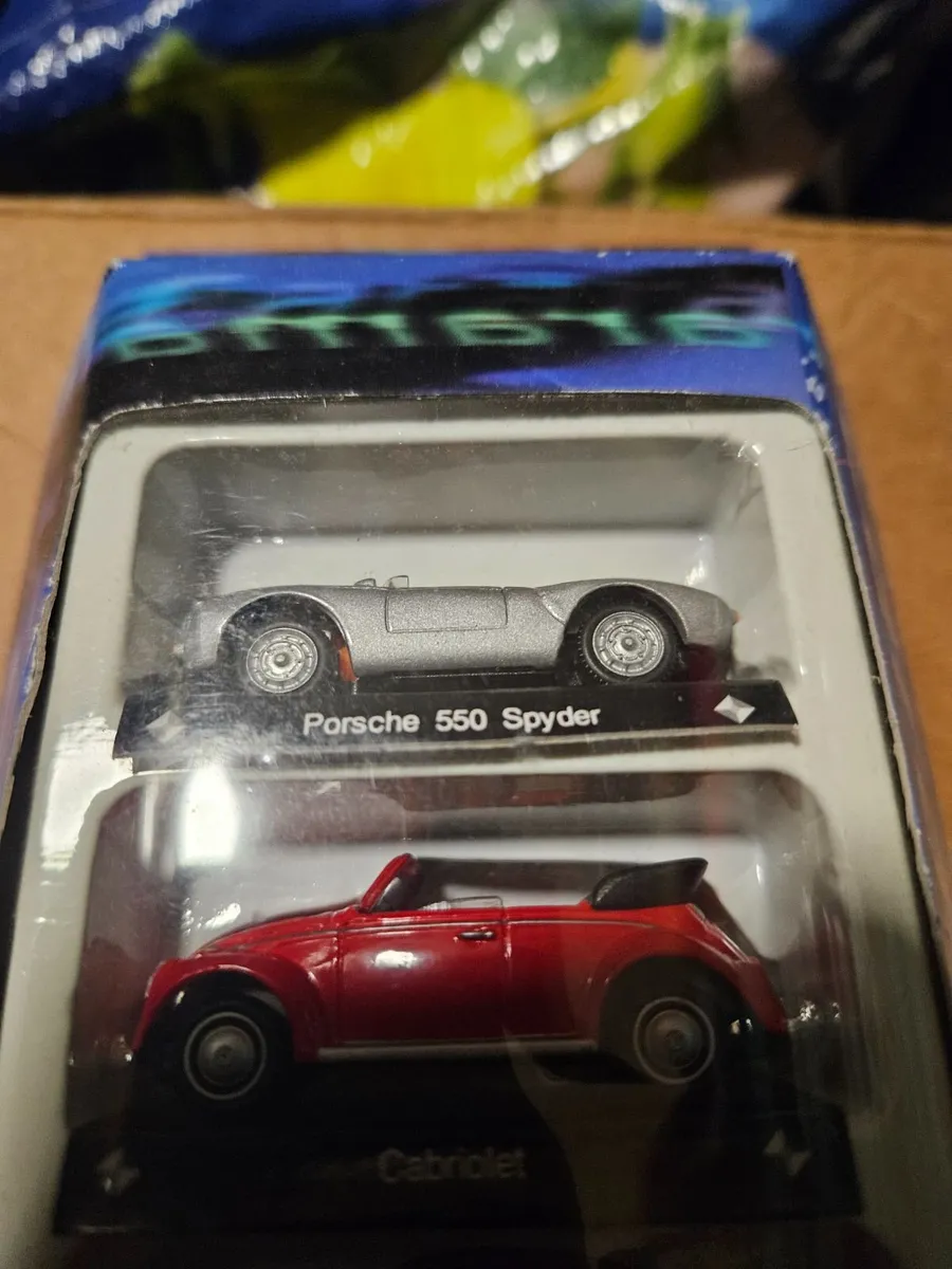 Corgi Caramara Set - Image 2