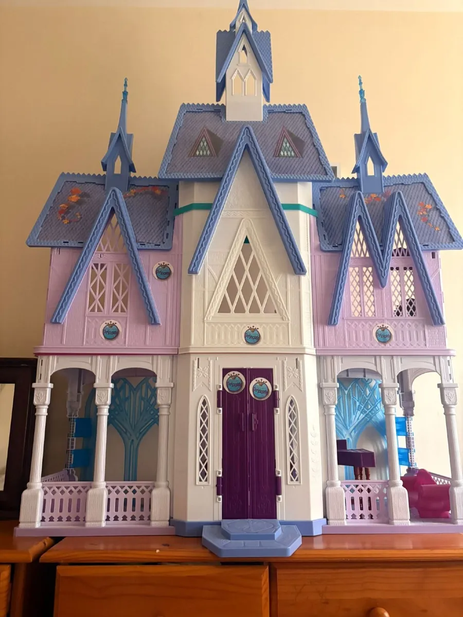 Doll house - Image 4