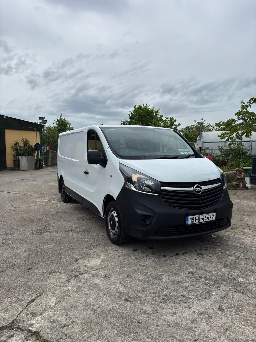 Opel Vivaro Long - Image 2