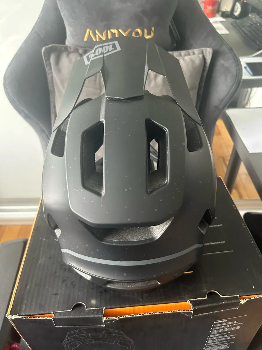 100% Trajecta MTB Helmet - Image 4