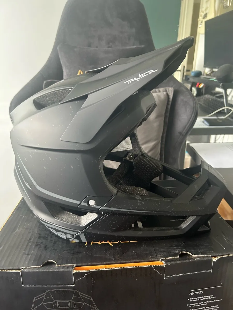 100% Trajecta MTB Helmet - Image 3