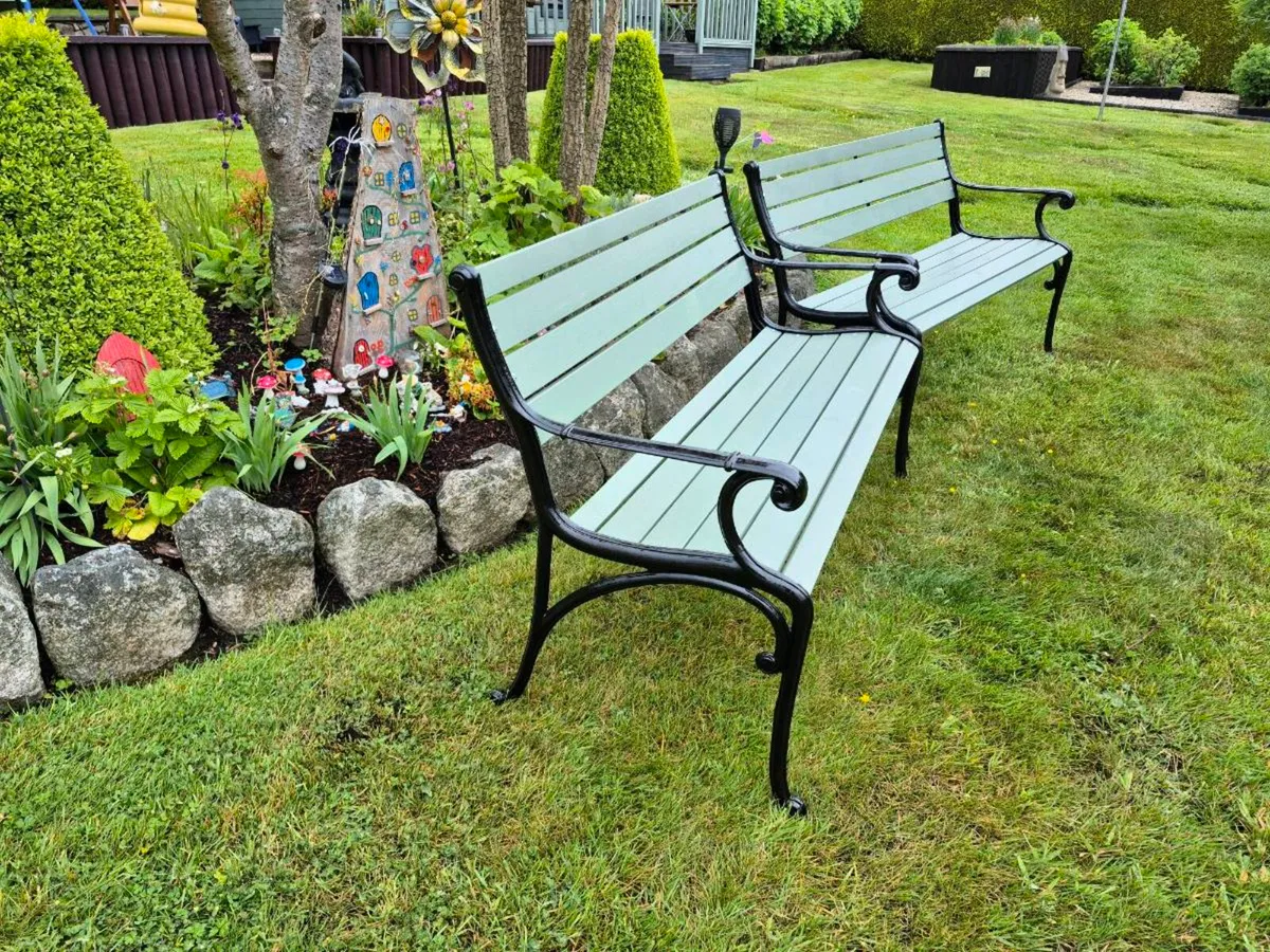 Cast iron Garden benches - Image 1