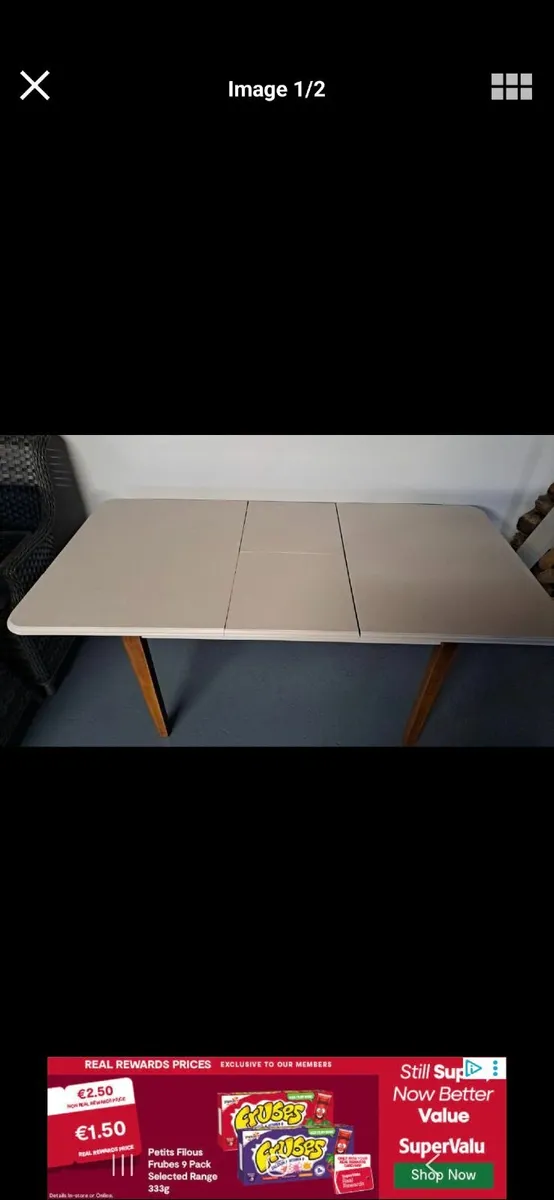Dining table - Image 1