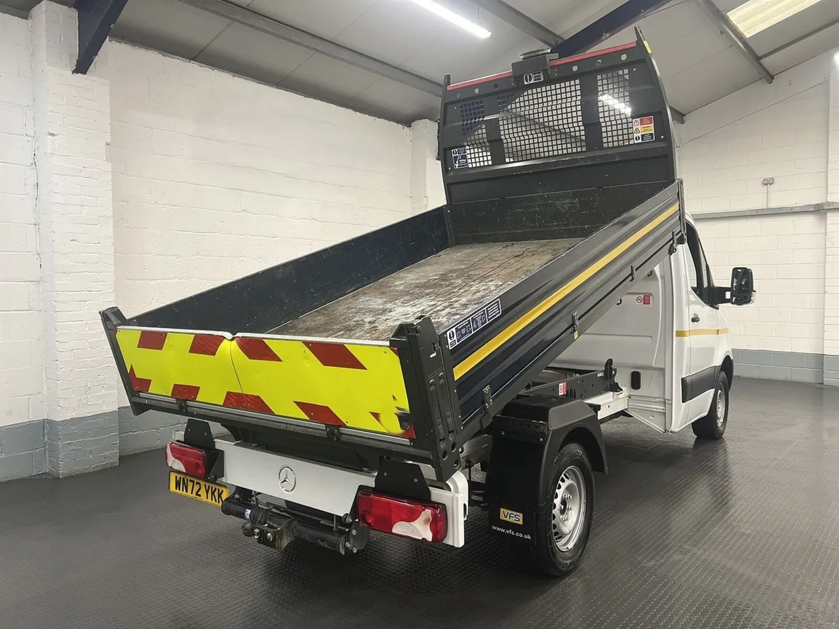 2022 Mercedes-Benz Sprinter Tipper Van - Image 2