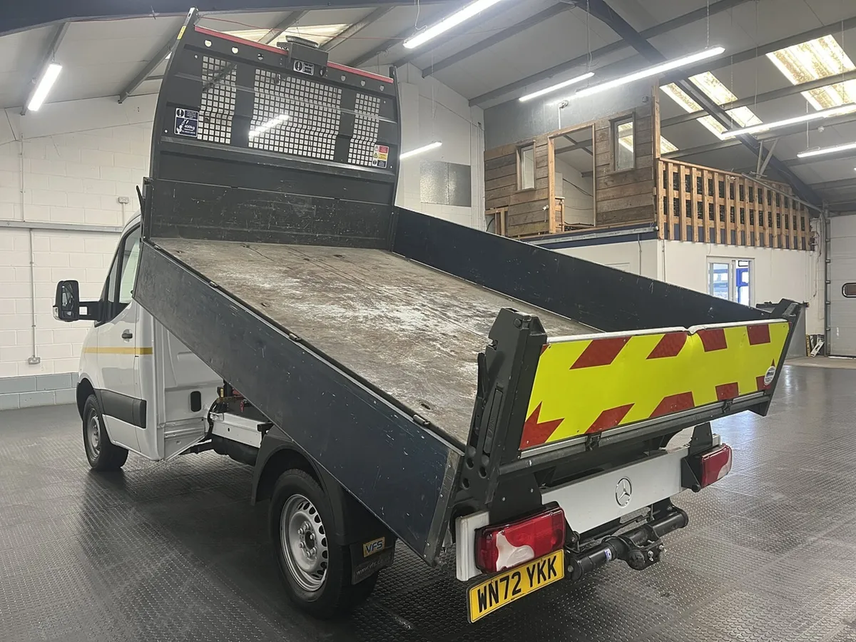 2022 Mercedes-Benz Sprinter Tipper Van - Image 3