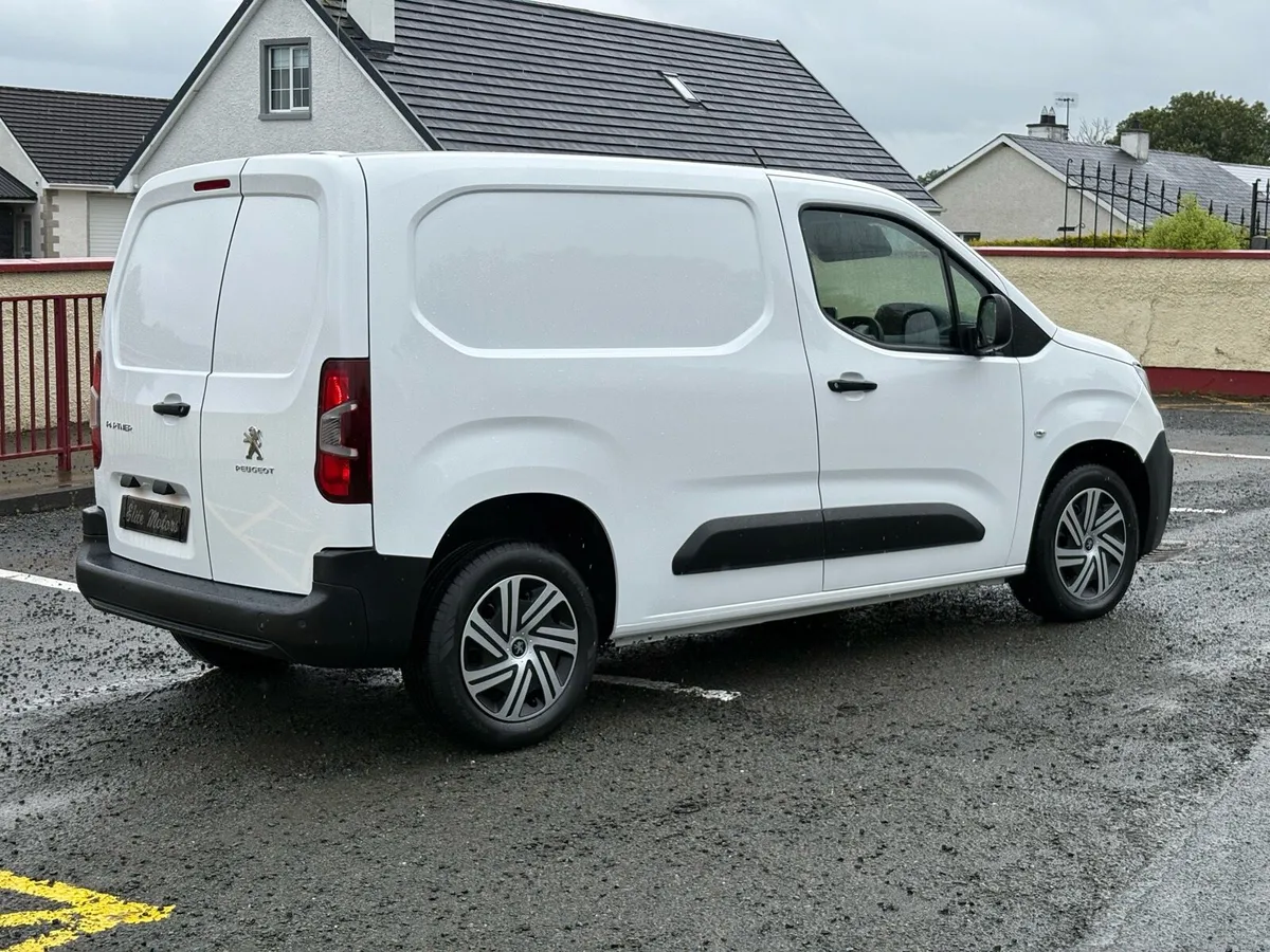 2020 (201) PEUGEOT PARTNER PROFESSIONAL 100BHP - Image 3