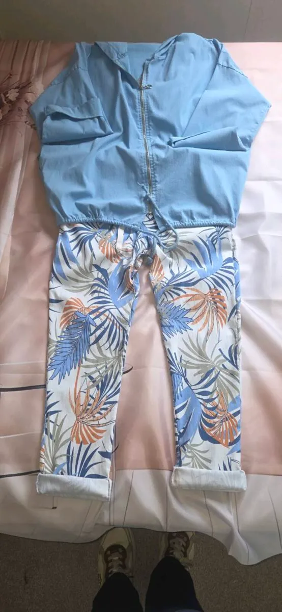 Made In Italy Blue Tropical Leaf Co Ord Lounge Set - Image 1
