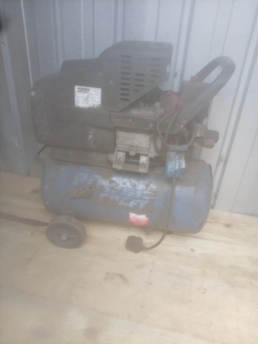 Air compressor