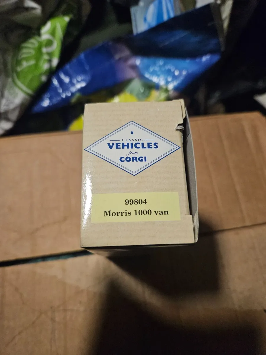 Corgi Morris 1000 Police Van - Image 2