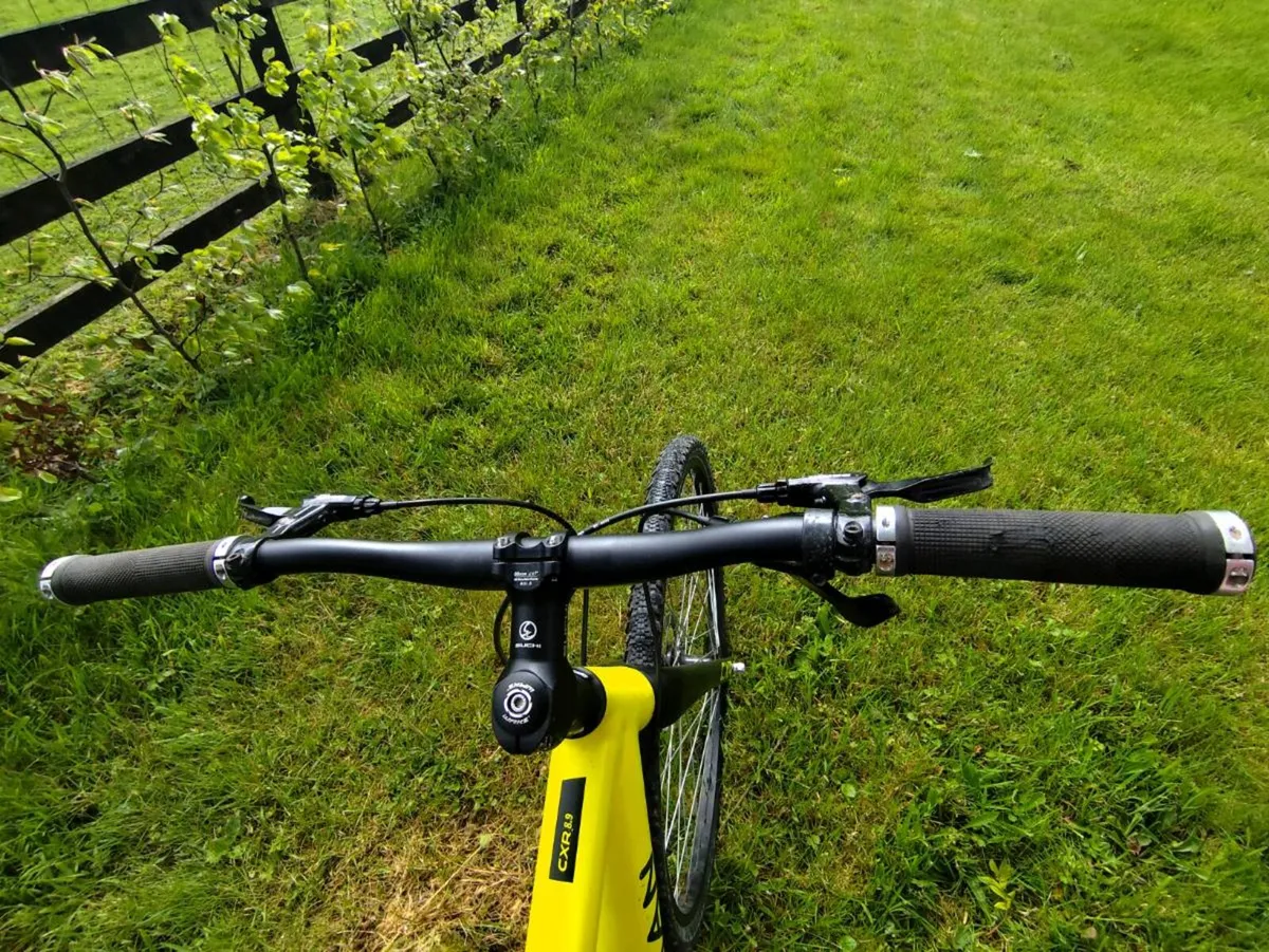 Boardman CXR 8.9 Cyclocross Bike S - Image 4