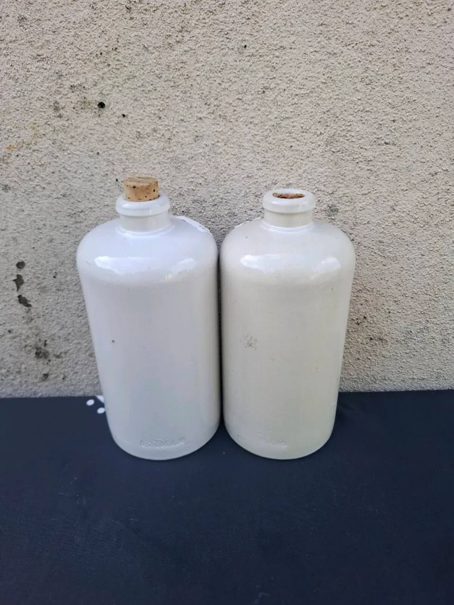 By post only 2 pottery bottles - Image 2