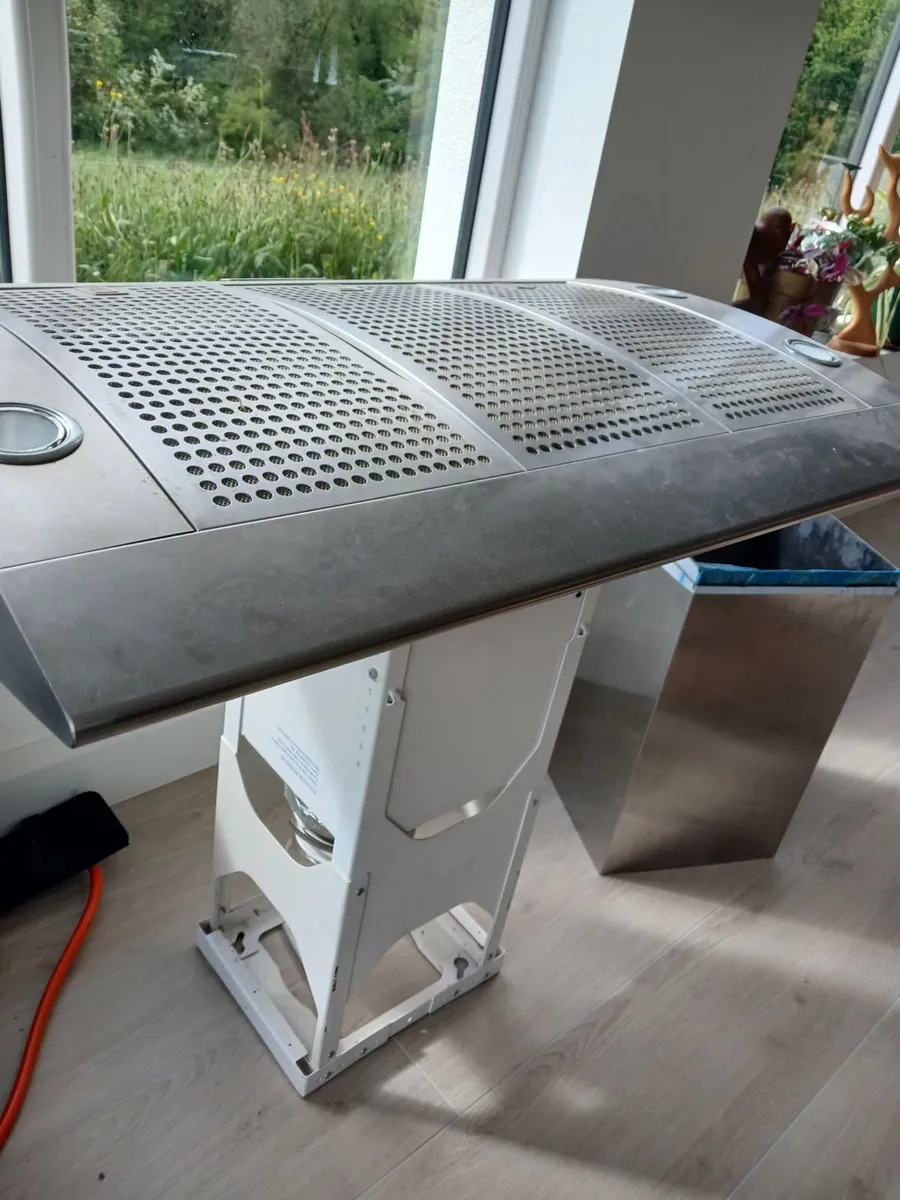 Neff Cooker Hood - Image 2