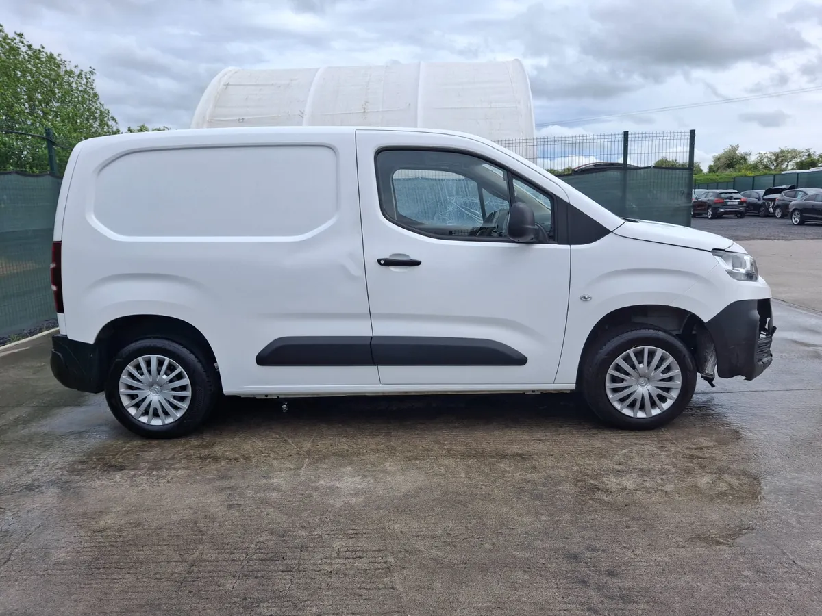 212 Citroen Berlingo  1.5 Diesel - Image 4