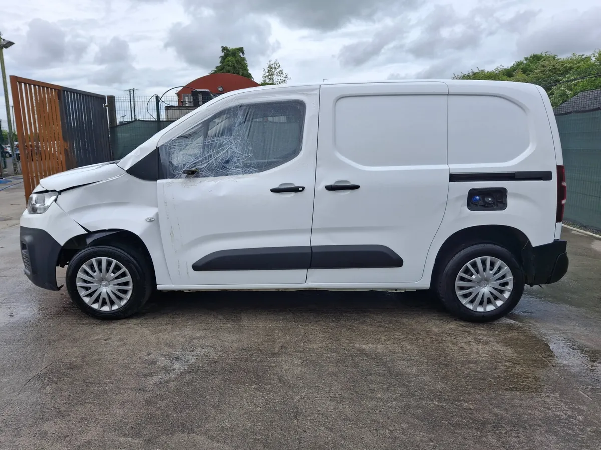 212 Citroen Berlingo  1.5 Diesel - Image 3