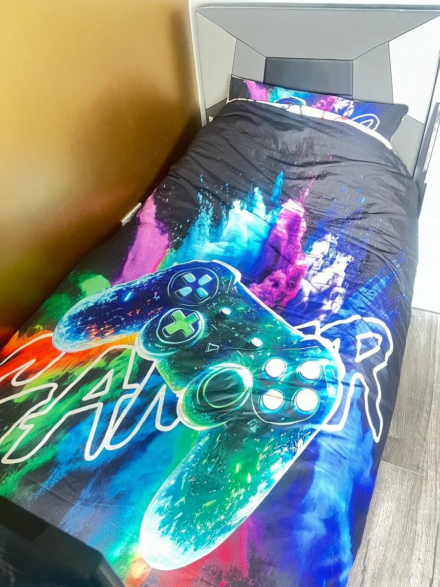 Bed - Image 4