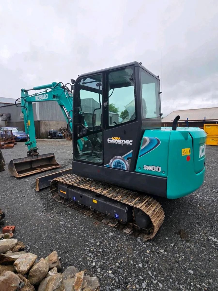 6 ton digger - Image 4