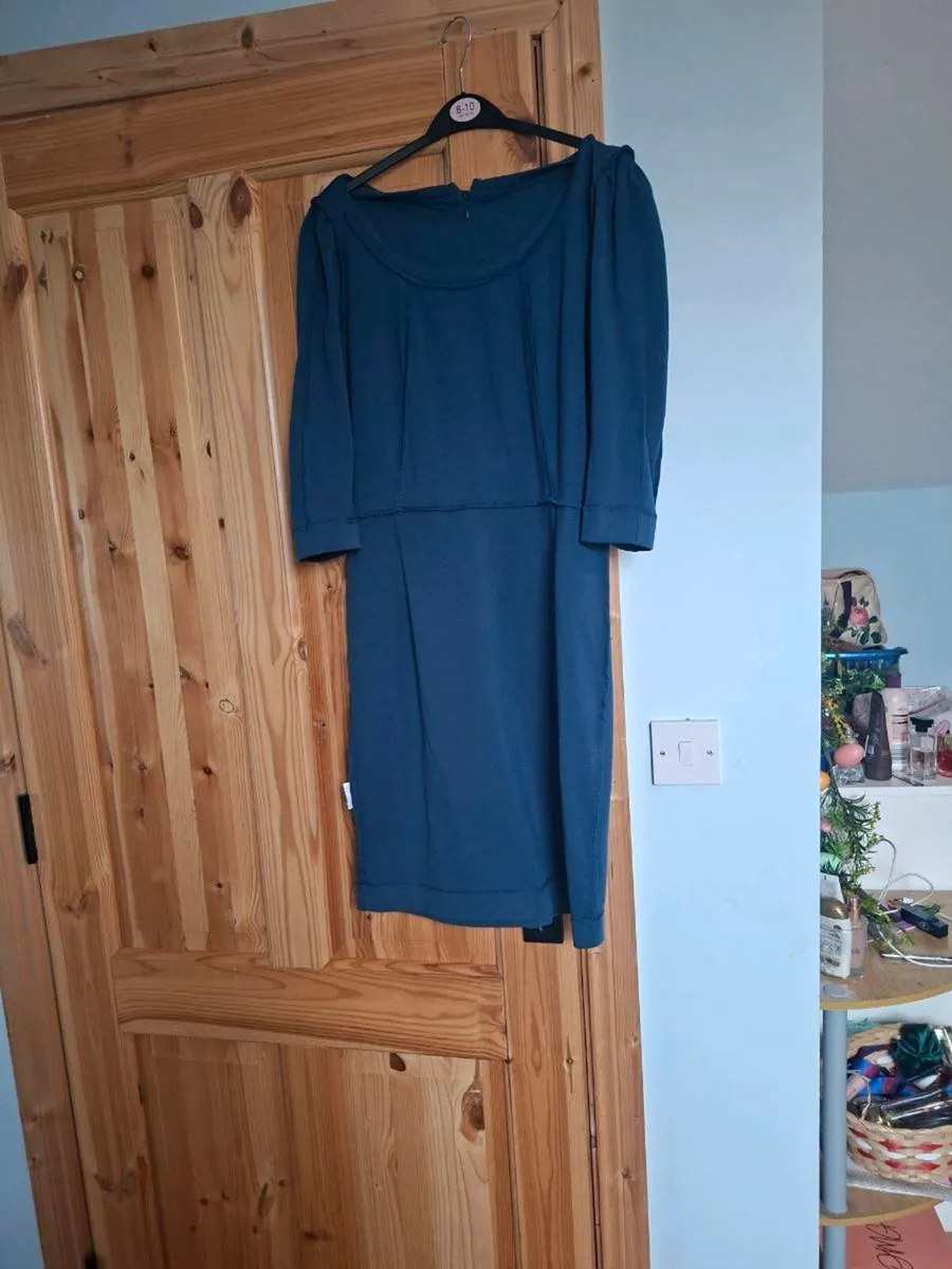 Dress 10 between size 10 to 12 - Image 4