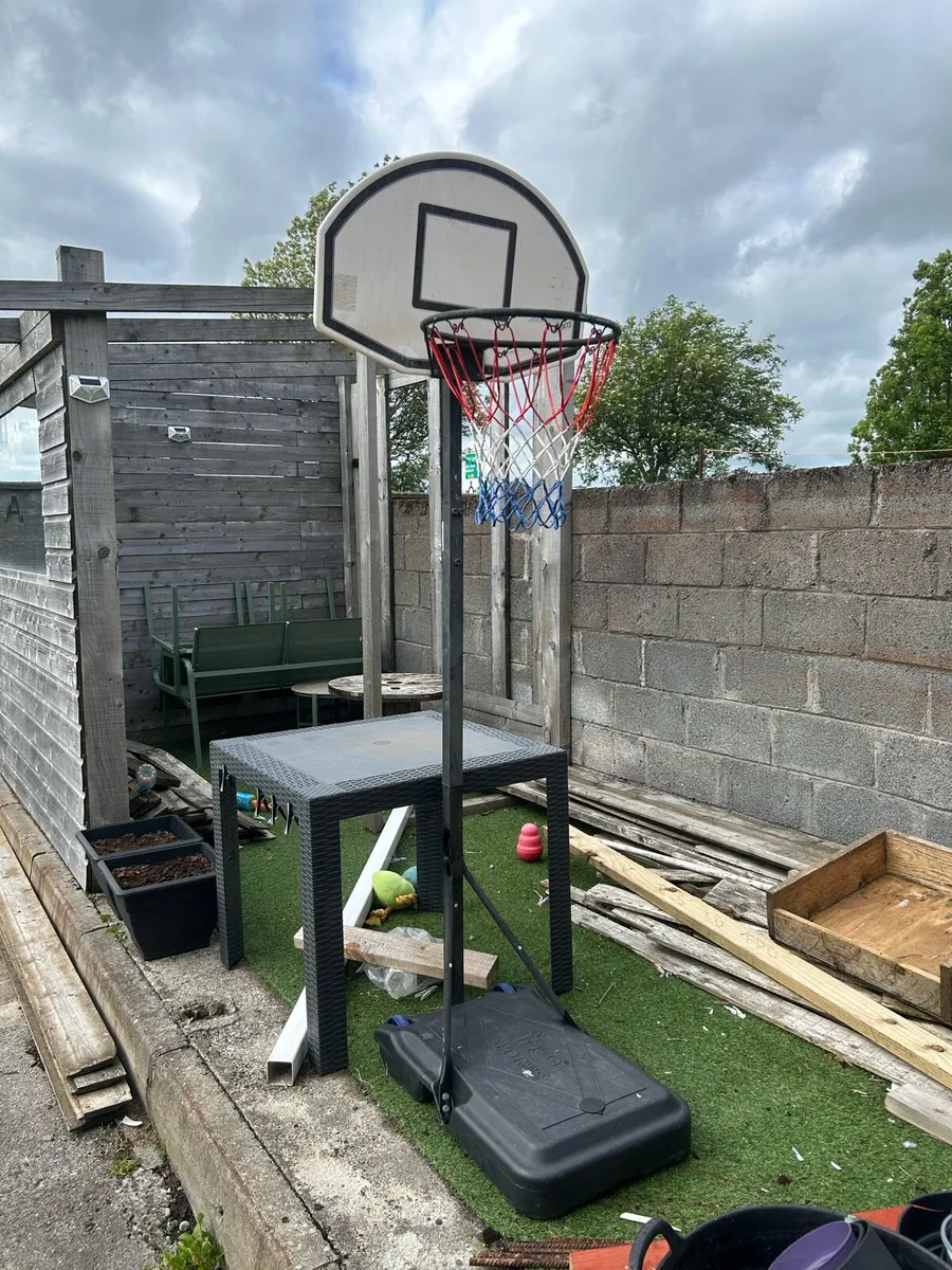 Child’s Basketball Hoop